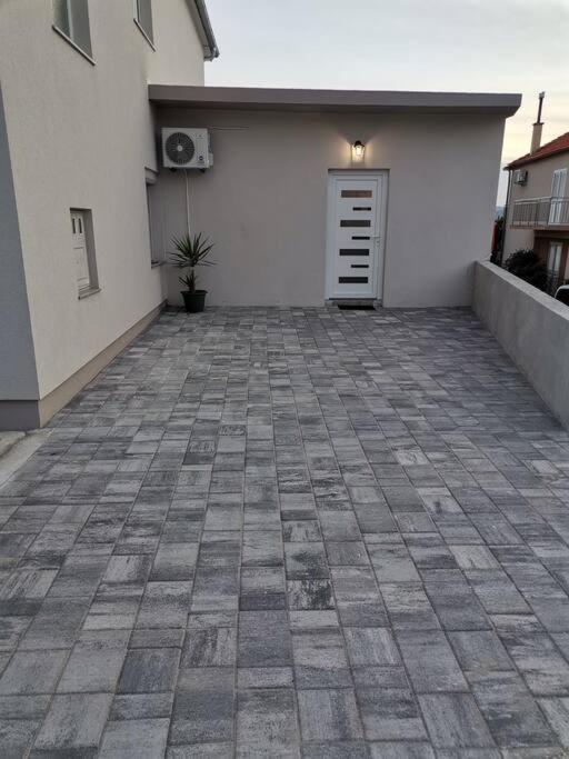 Apartment S Bibinje Exterior photo